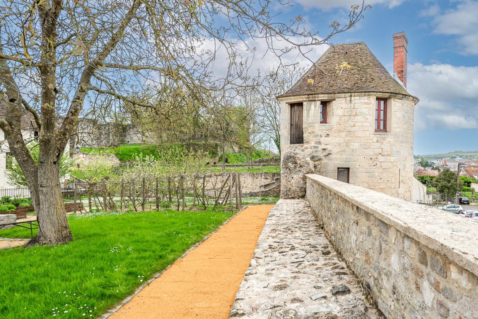 Esope By Kleidos-Ravissant T2 En Plein Centre De Château-Thierry Exterior foto